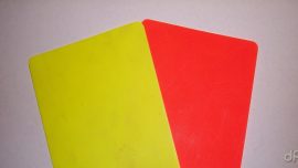 Cartellino giallo e cartellino rosso