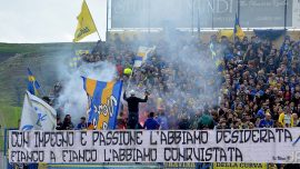 La tifoseria del Gravina festeggia la promozione in Serie D