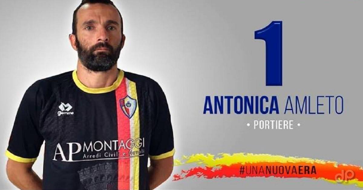 Amleto Antonica all'Atletico Aradeo 2018