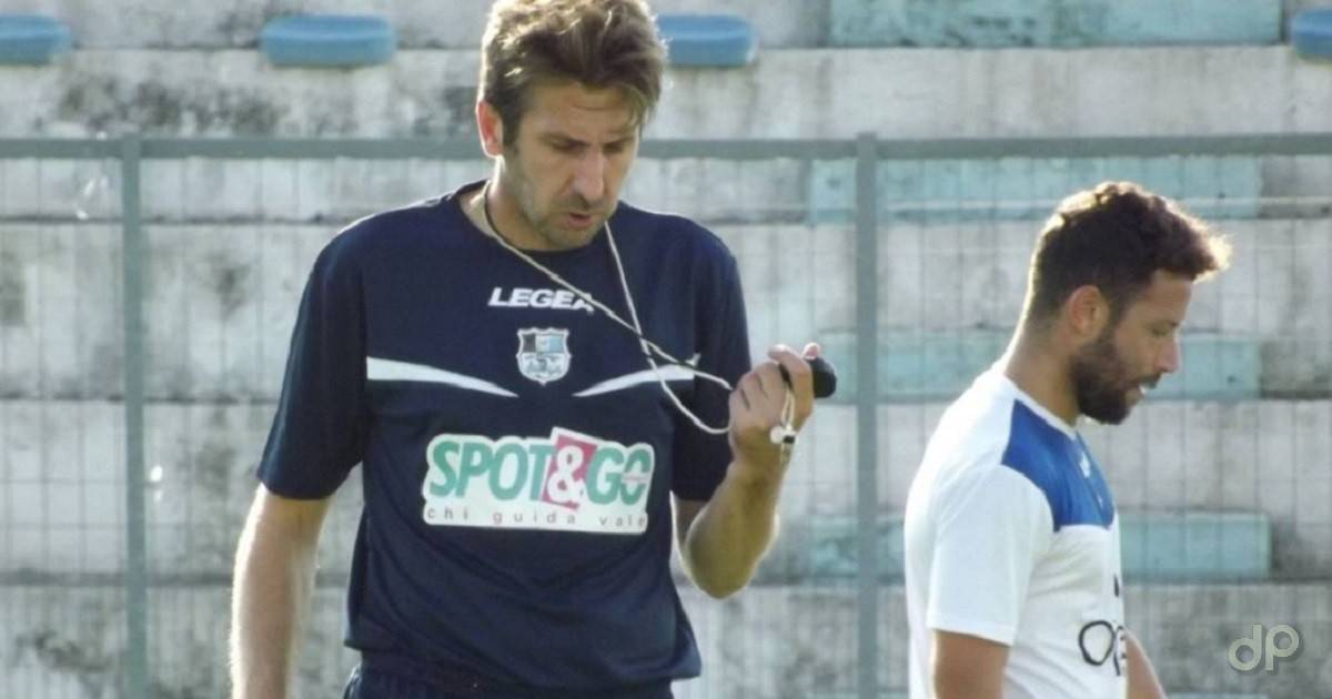 Alessandro Corallo allenatore Atletico Racale 2018